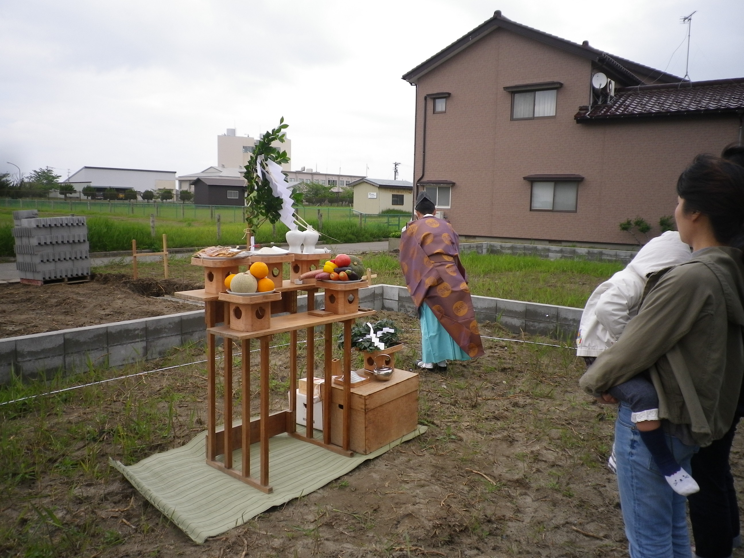 工事の始まりを告げる声