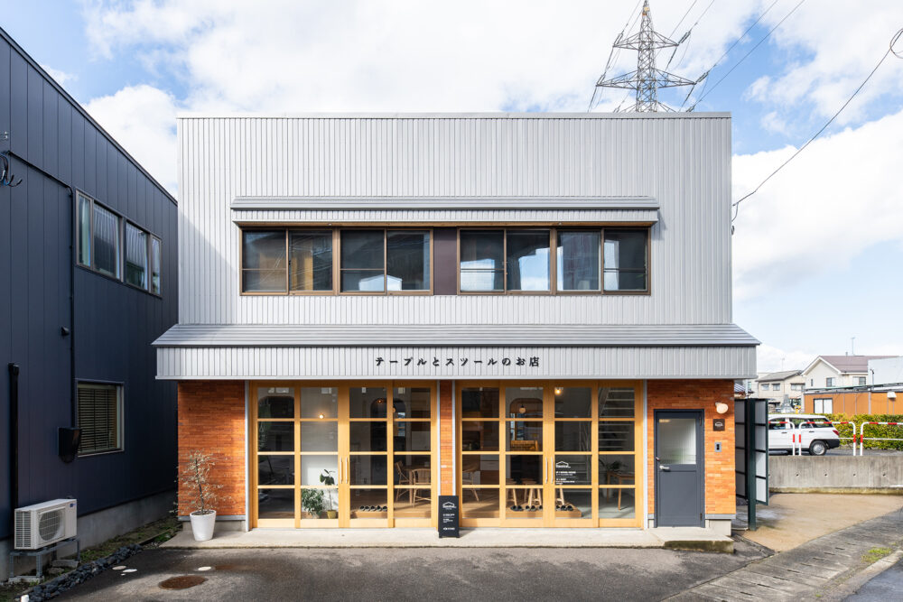 【 リノベモデル販売中 】店舗併用もできる、使い方が広がる家｜中央区鳥屋野